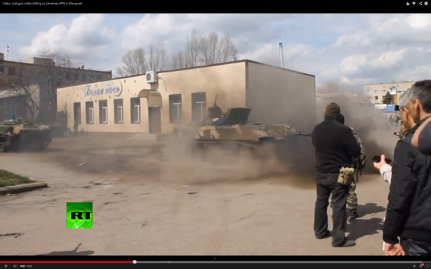 「ウクライナで戦車がちょっと物騒なドリフトを披露！【動画】」の2枚目の画像