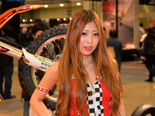 「スタイルがいいキャンギャルセレクション【東京モーターサイクルショー2014】」の14枚目の画像