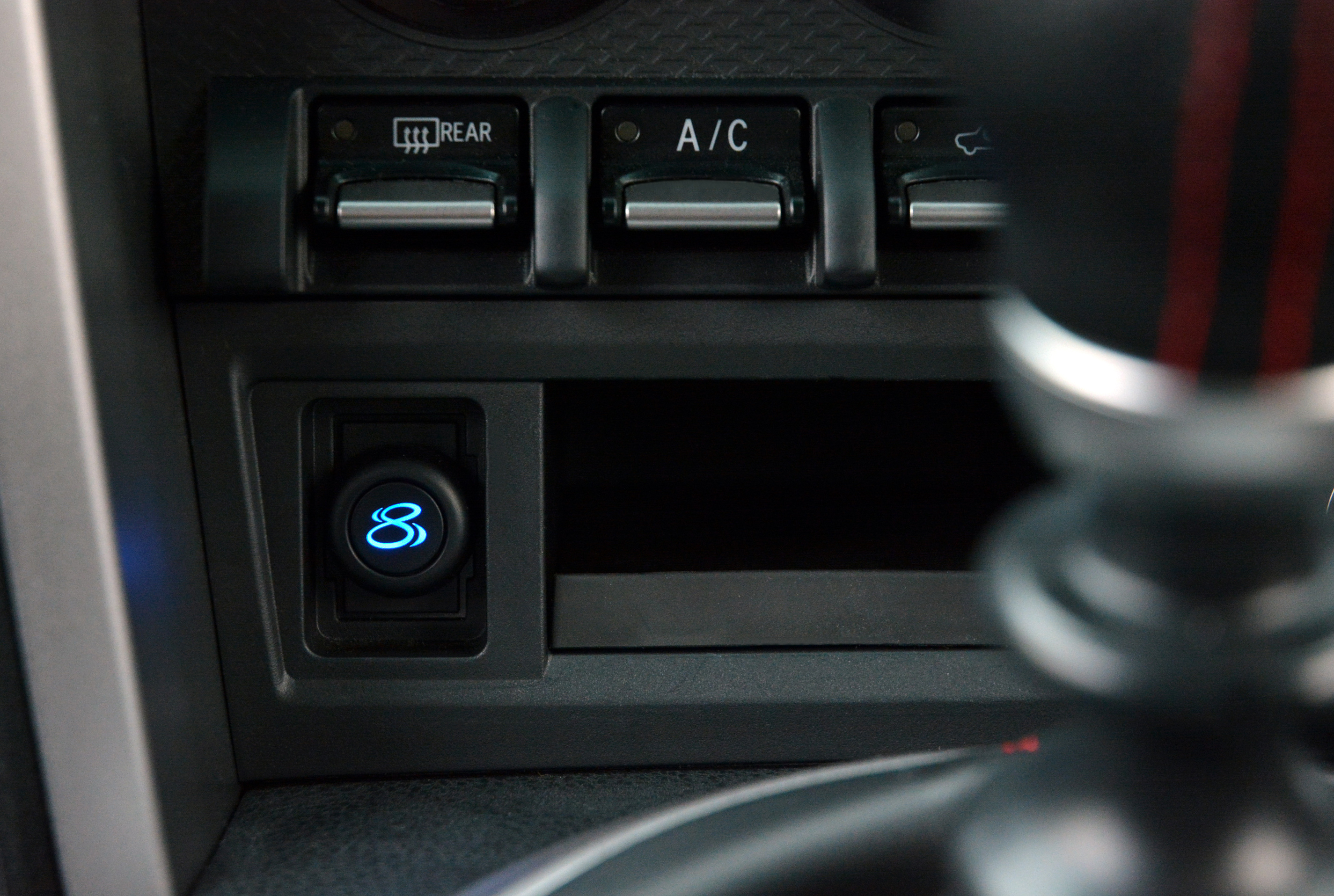 Toyota 86 04 画像 リアルの走りをプレステ3で再現できるトヨタ86向け スポーツドライブロガー Clicccar Com