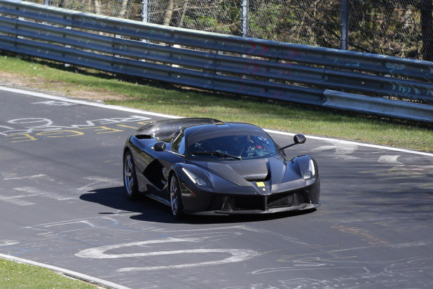 「フェラーリ「599FXX」の後継車「ラ・フェラーリXX」をキャッチ」の6枚目の画像