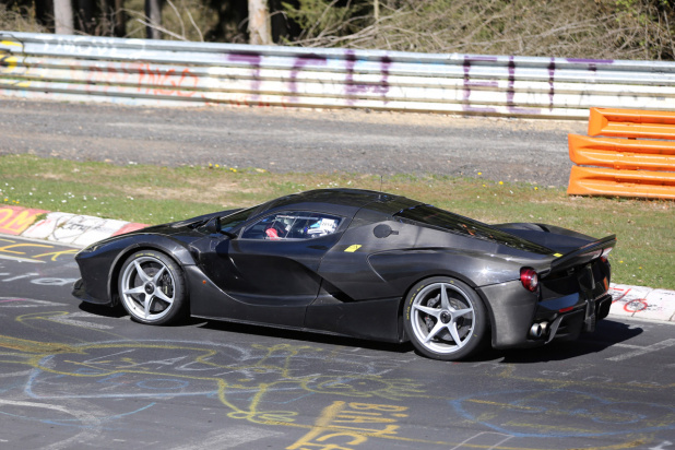 「フェラーリ「599FXX」の後継車「ラ・フェラーリXX」をキャッチ」の11枚目の画像