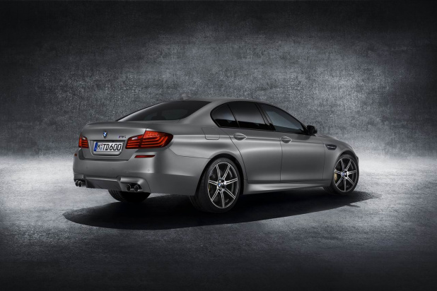 「BMW「M5 」30周年記念車は600馬力」の2枚目の画像