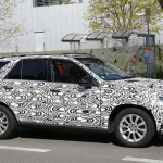 ベンツMクラス外観とインパネの最新スパイショット！ - Mercedes M-Klasse Facelift 3