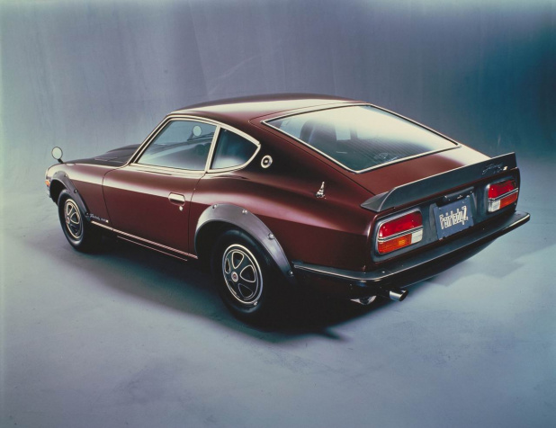 「名車GT-RやZのカラーをまとったキューブとリーフの特別仕様車」の8枚目の画像
