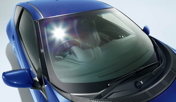 「ホンダ「CR-Z」にブルーがテーマの特別仕様車、登場」の4枚目の画像