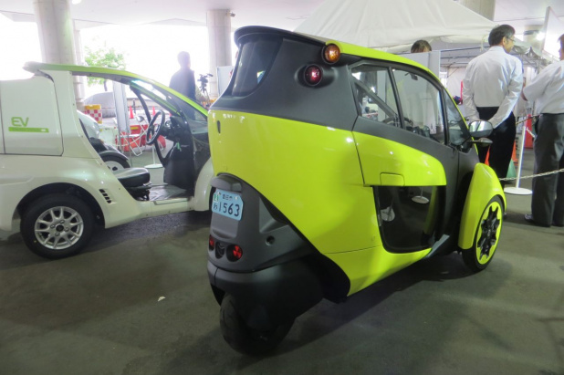「トヨタi-ROADに乗る!「人とくるまのテクノロジー展2014」【動画】」の21枚目の画像