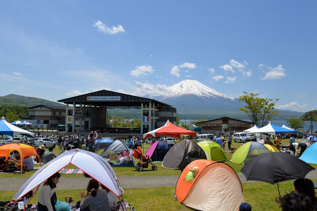 「なぜ？ 890台のカングーが富士の麓に集合！」の25枚目の画像