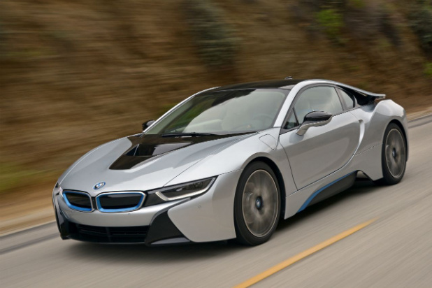 「i8の走りを盛り上げる装置とは？【BMW i8試乗(3)】」の1枚目の画像