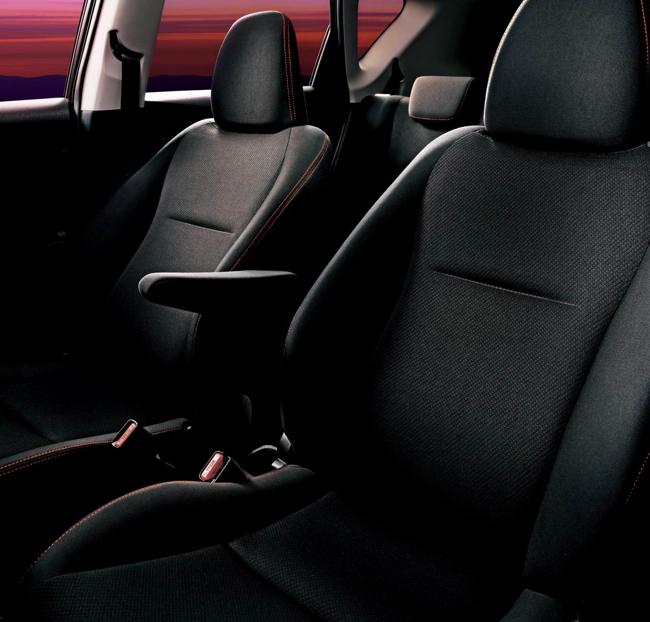 トヨタ ラクティスに省燃費の新エンジン搭載 Clicccar Com