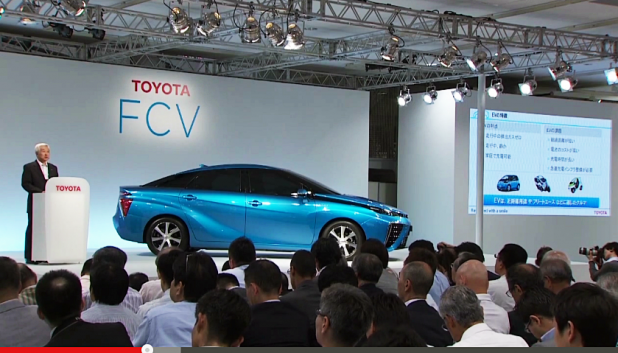 「トヨタ「FCV」はコンセプトモデルのまま市販する?」の1枚目の画像
