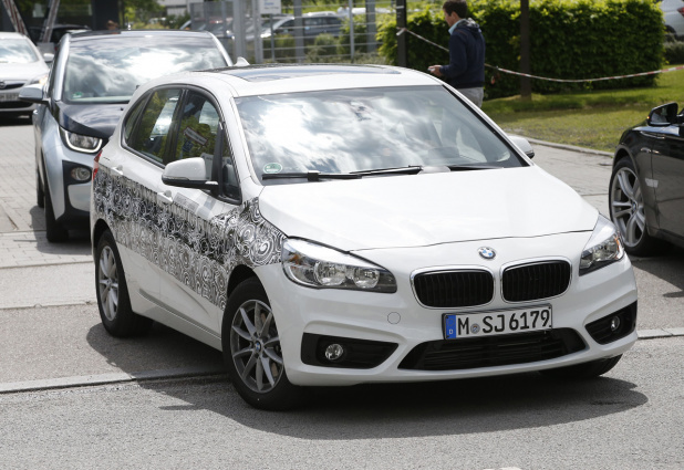 「BMWが2シリーズにプラグインハイブリッド投入へ！」の2枚目の画像