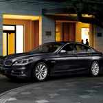 BMW 5の特別仕様車は50万円お得な715万円からの価格 - BMW5INNOVATOR90151730