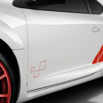 「ルノー「メガーヌ R.S. 275トロフィーR」画像ギャラリー ─ ニュル最速タイムの限定車」の4枚目の画像ギャラリーへのリンク