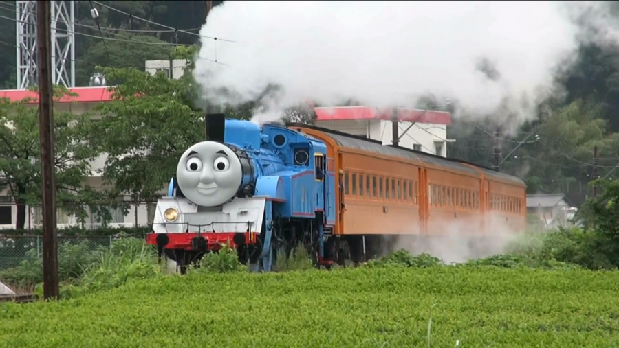 ここはソドー島 大井川鐵道を きかんしゃトーマス が走る 動画 Clicccar Com