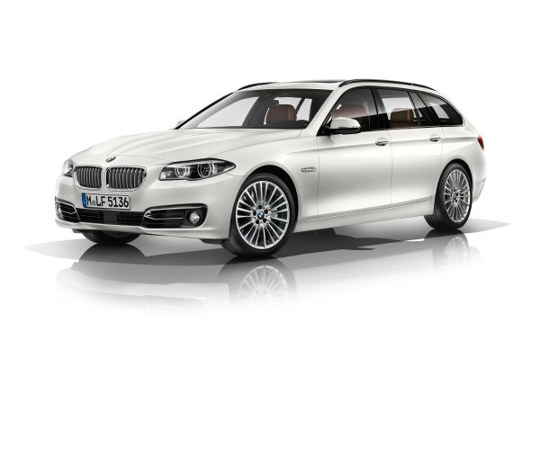 「BMW 5シリーズ「アダプティブLEDヘッドライト」拡大採用で精悍な顔に」の3枚目の画像