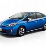 2014年6月登録車セールスランキング、アクアがトップ奪還 - 2012toyota_prius