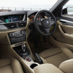「BMW X1 Exclusive Sportは57万円高で85万円分のお買い得価格」の4枚目の画像ギャラリーへのリンク