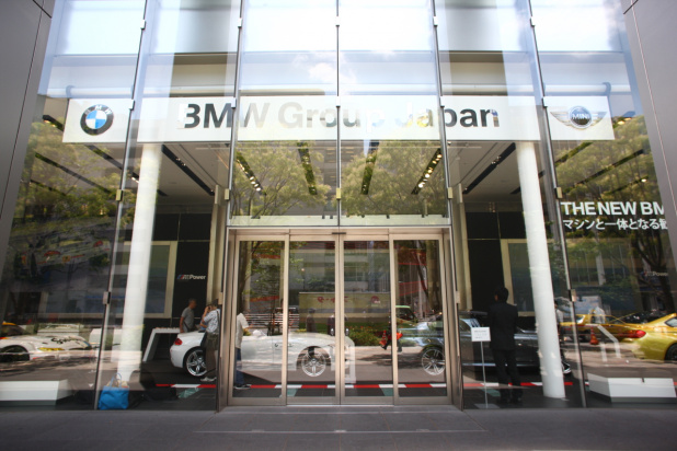 「BMW Group StudioにSUPER GT「BMW Z4 GT3」と話題のMモデル集結！」の2枚目の画像