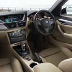 「BMW X1にスタイリッシュでエレガントな160台限定車「BMW X1 Exclusive Sport」が登場」の3枚目の画像ギャラリーへのリンク