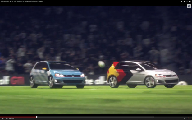 「ワールドカップ優勝! ドイツ代表VWゴルフがゲッツェのシュートを再現!?【動画】」の1枚目の画像
