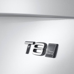 「ボルボが「ツインエンジン」ハイブリッドのXC90 T8を2014年内に発表！」の1枚目の画像ギャラリーへのリンク