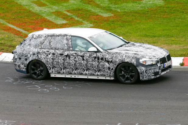 「BMW新型5シリーズ・ツーリングが1年振りニュルを走行!」の3枚目の画像