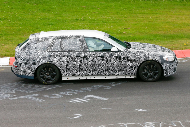 「BMW新型5シリーズ・ツーリングが1年振りニュルを走行!」の4枚目の画像