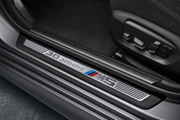 「BMW「30 Jahre M5」画像ギャラリー ─ たった11台の限定車」の3枚目の画像