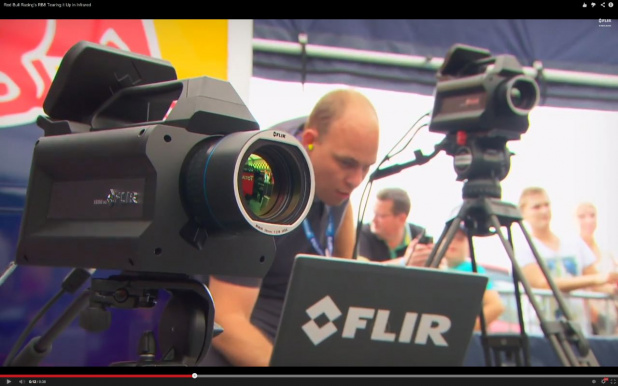 「F1のタイヤ温度が目で見えた！　赤外線撮影の映像が衝撃的【動画】」の2枚目の画像