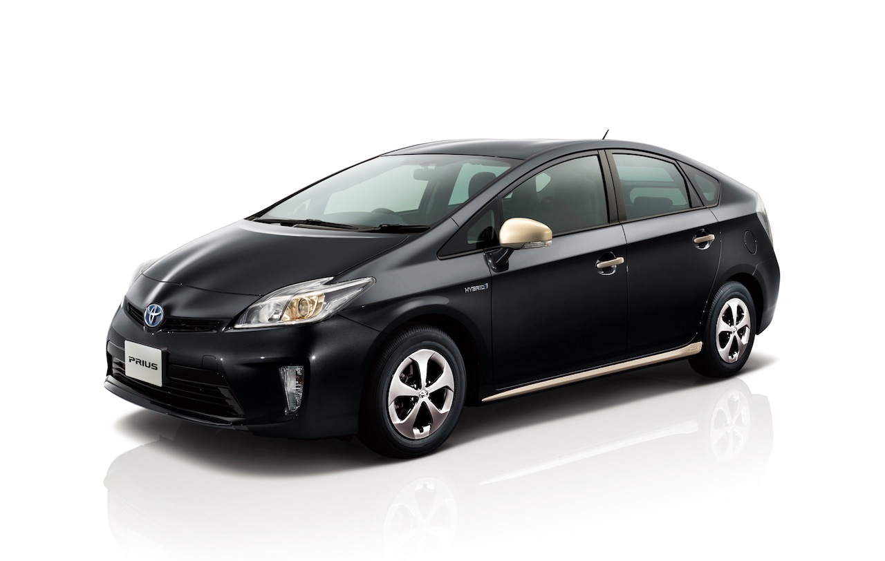 Отличие toyota prius от toyota prius phv