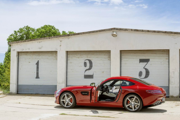 「メルセデス「AMG GT」画像ギャラリー2 ─ V8ツインターボ体感サーキット動画」の27枚目の画像