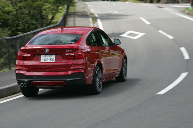 「大きさと重さを感じさせない驚きのフットワーク【BMW X4試乗記02】」の2枚目の画像