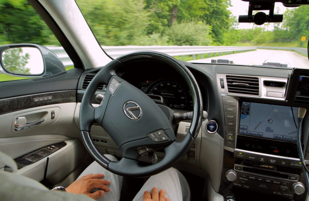「トヨタがITS世界会議で人とクルマの協調型自動運転を公開」の4枚目の画像