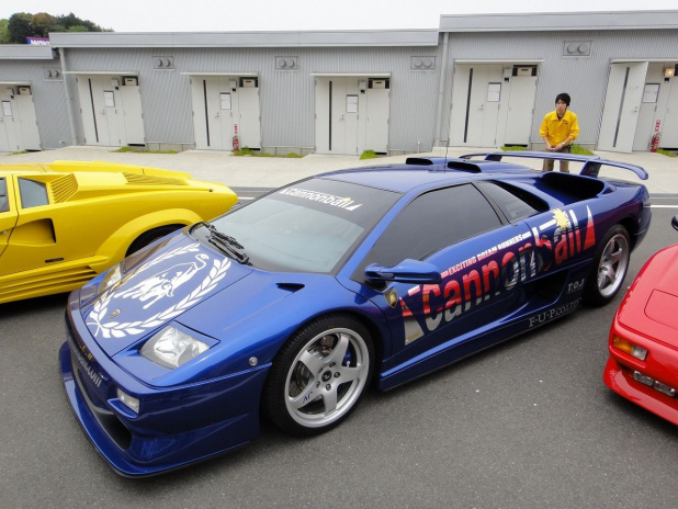 「「WTCC」と「スーパー耐久」で鈴鹿サーキットに世界のスーパーカーが大集合！」の7枚目の画像