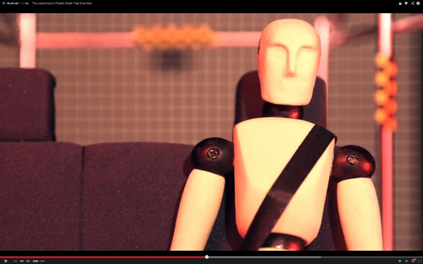 「衝突テストのダミー人形が、もし恋をしたら？【動画】」の3枚目の画像