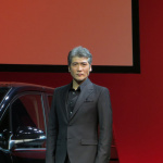 「トヨタ「エスクァイア」発表会にはバットマンと吉川晃司さん登場」の10枚目の画像ギャラリーへのリンク