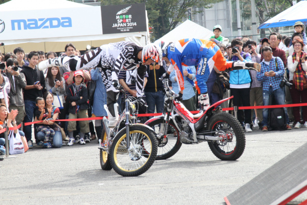 「大都会をレーシングカーが疾走！「モータースポーツジャパン2014」開催」の11枚目の画像