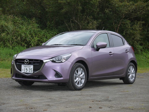 MAZDA_DEMIO_01