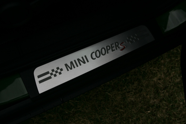 「もはやMINIじゃない! ミニ＋ディーゼルの組み合わせ?【MINI Cooper SD CROSSOVER試乗】」の14枚目の画像