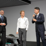 「鈴鹿F1日本GPの来日と同時にニコ・ロズベルグIWC特別モデルを発表」の2枚目の画像ギャラリーへのリンク