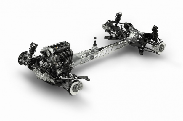 「4代目マツダ・ロードスターは1.5リッターエンジンを宣言【パリモーターショー2014】」の2枚目の画像