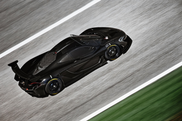 「「McLarenP1 GTR」のインテリアと専用プログラムを公開」の8枚目の画像