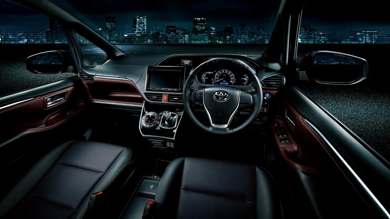 トヨタ新型ミニバン エスクァイア 画像ギャラリー 高級車にコンパクトキャブワゴンという新提案 Clicccar Com