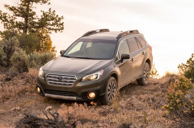 2015SubaruOutback-front