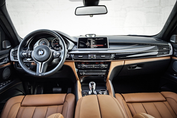 「BMW｢X5 M/X6 M｣画像ギャラリー ─ 575ps/750Nmの超ド級モンスターSUVが迫力満点のモデルチェンジ」の1枚目の画像