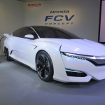 「ホンダ「FCV CONCEPT」2015年度内に発売予定の燃料電池車3つの特徴」の10枚目の画像ギャラリーへのリンク