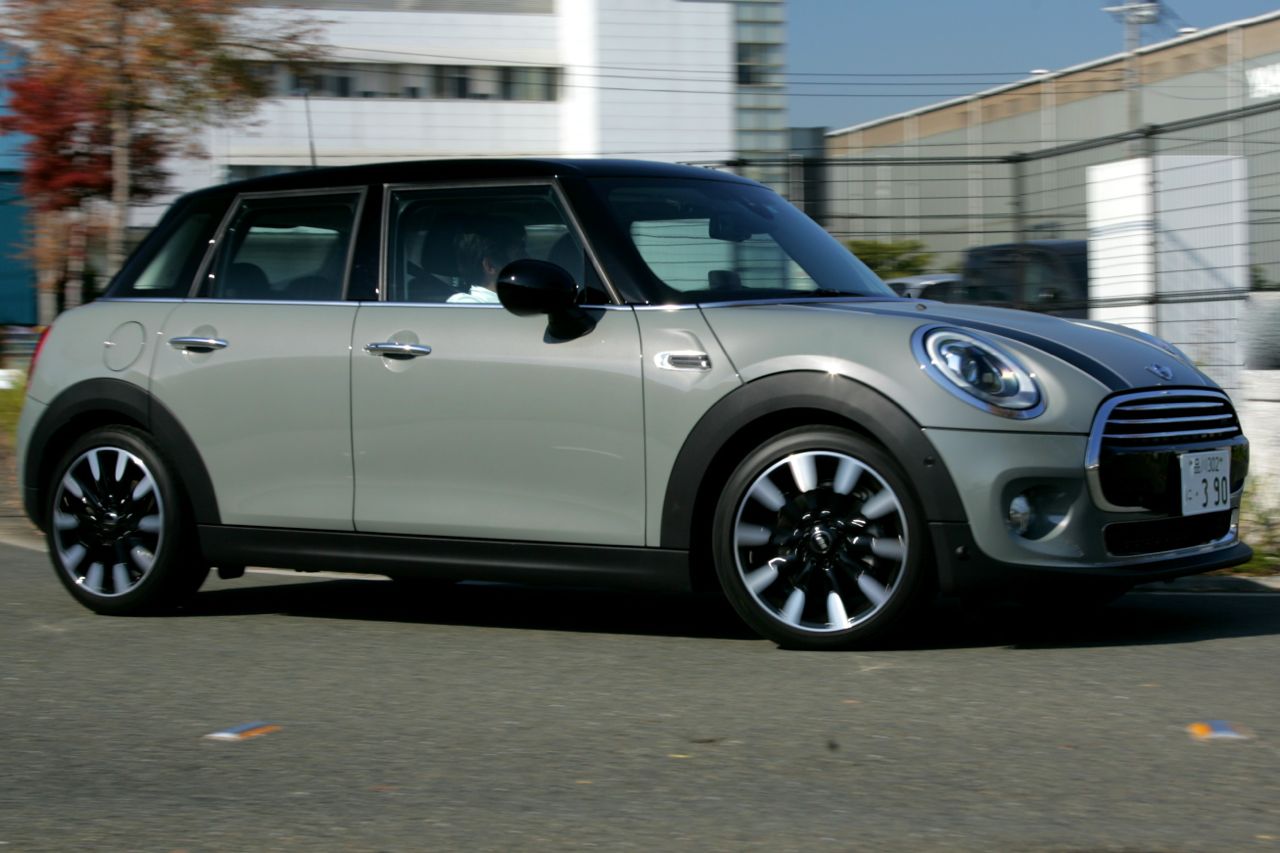 Mini 5ドアはやっぱりミニなのか Clicccar Com