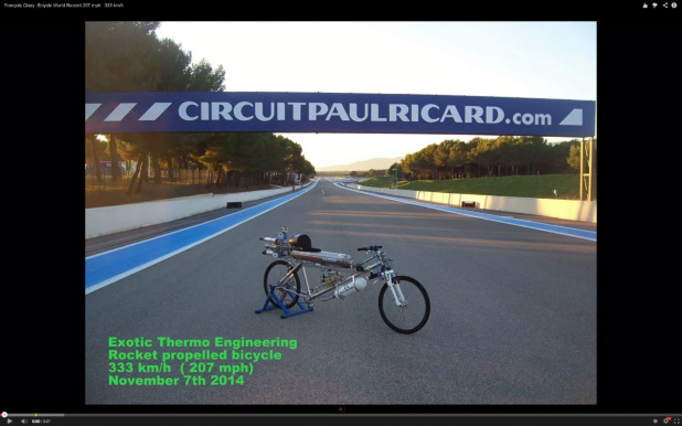 「あの命知らずが、ついに自転車で333km/h達成！【動画】」の3枚目の画像