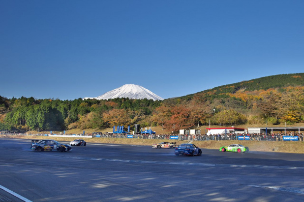 「豊田社長がトヨタのイベントTGRFで日産GT-Rの助手席に乗ったワケは!?」の6枚目の画像