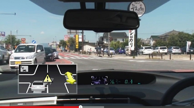 「トヨタが交差点事故を撲滅する予防安全システムを実用化!」の2枚目の画像